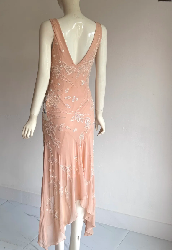 Süßes rosa Pailletten-Perlen V-Ausschnitt unregelmäßiges Meerjungfrauen-Chiffon-Ballkleid Abendkleid P4856