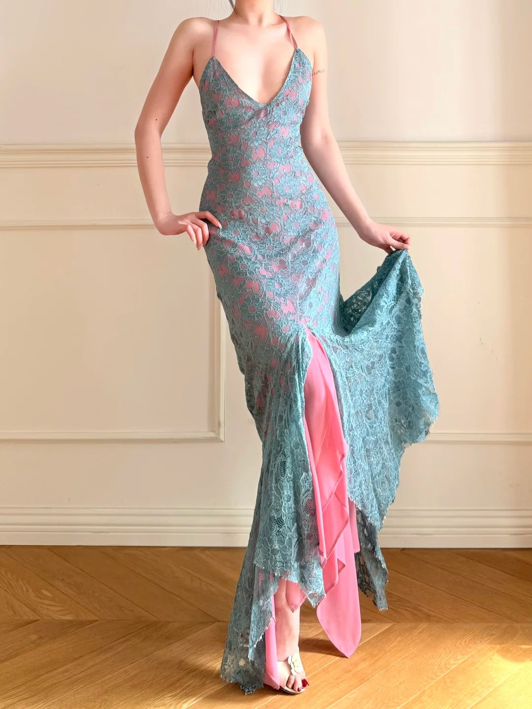 Vintage blau-rosa V-Ausschnitt, überkreuzter, rückenfreier Spitzen-Meerjungfrauen-Abendkleid P4861