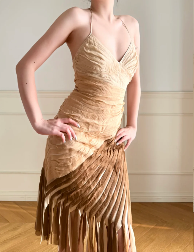 Vintage Gradient Halter V-Ausschnitt Diagonal Schnitt Quaste Plissiertes Satin Ballkleid Abendkleid P4865