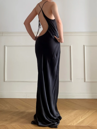 Einfaches schwarzes Spaghettiträger-Kleid mit Wasserfallausschnitt, rückenfrei, mit Schnürung, Satin-Schleppe, für Abschlussball und Abend P4876