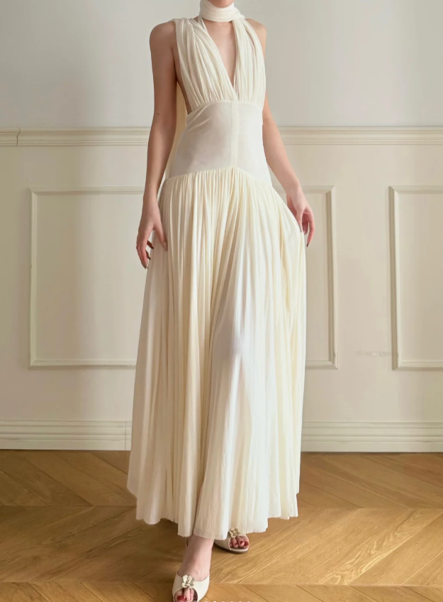 Elegantes Off-White Neckholder V-Ausschnitt Rückenfreies Plissiertes Chiffon A-Linien Langes Ballkleid Abendkleid P4877