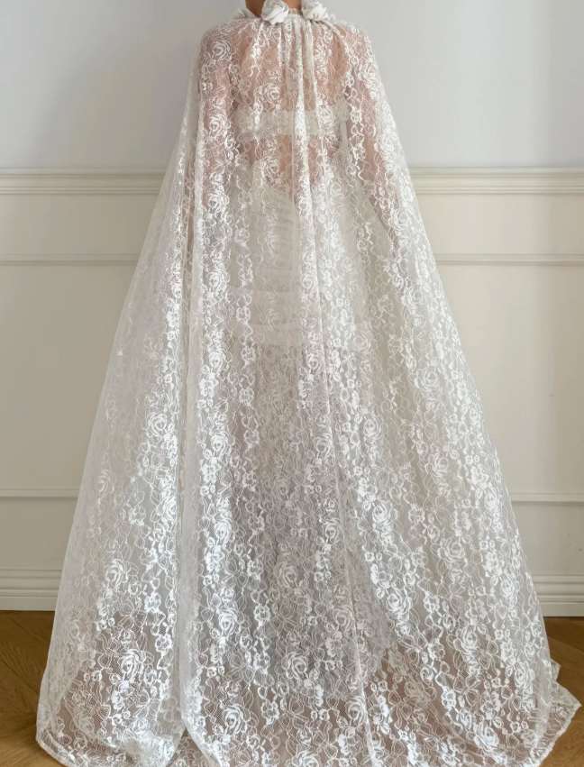 Robe de mariée longue en dentelle dos nu avec roses 3D blanches style vintage P4879