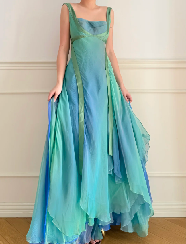 Verträumtes Cyanblaues Farbverlauf Quadratischer Ausschnitt Rückenfreies A-Linien Chiffon Langes Ballkleid Abendkleid P4880