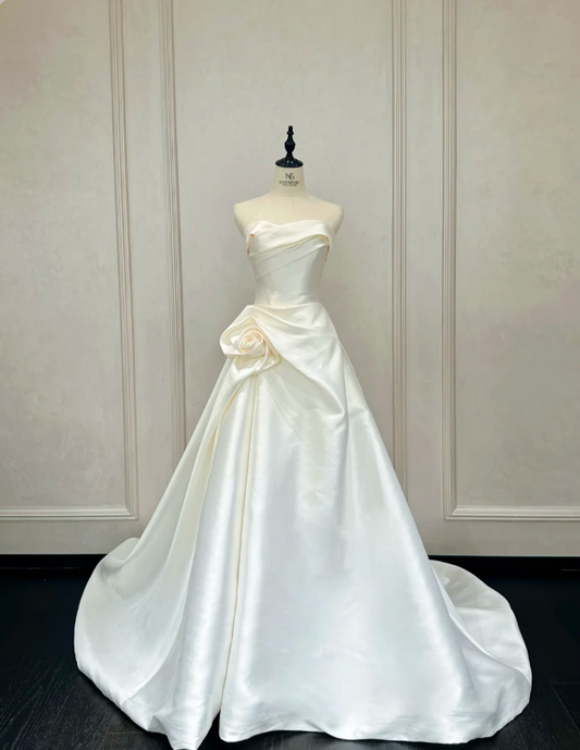 Elegant Ivory Strapless 3D Rose Train Satin Wedding Dress P4892