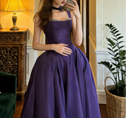 Vintage Dunkellila Träger A-Linie Satin Schleppe Ballkleid Abendkleid P4895