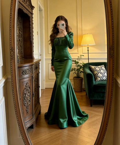 Vintage Dunkelgrünes Meerjungfrauen-Abendkleid aus Satin mit eckigem Ausschnitt und langen Ärmeln P4898