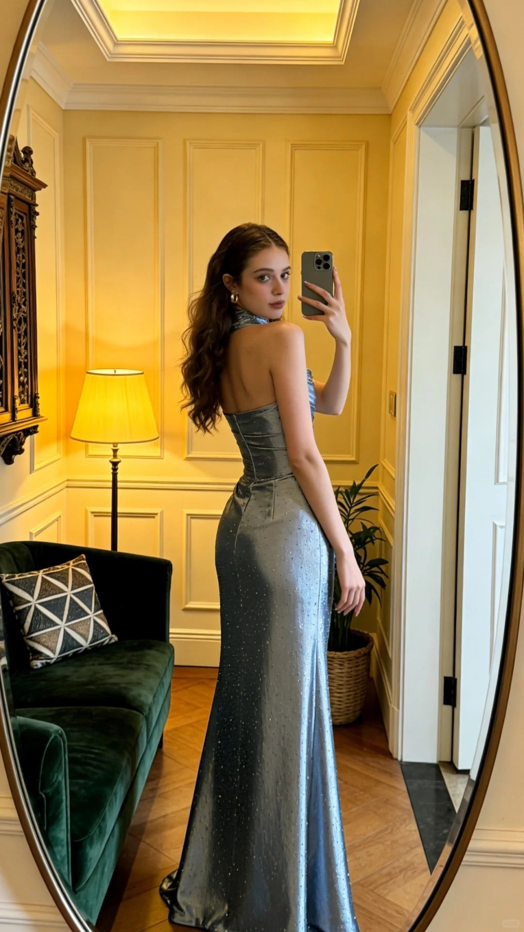 Elegantes silbergraues Meerjungfrau-Abendkleid aus gerafftem Strass-Satin, langes Ballkleid P4906