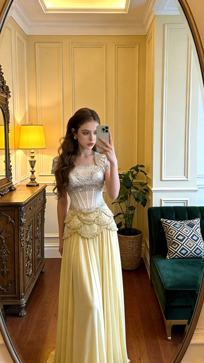 Vintage Cremegelbes, quadratisches Dekolleté, A-Linien-Abendkleid aus Chiffon mit Perlenbesatz und Korsett, langes Ballkleid P4907