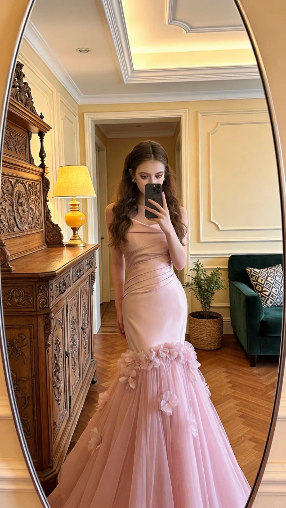 Süßes rosafarbenes trägerloses Meerjungfrauen-Abendkleid aus Satin-Tüll mit 3D-Blumenmuster P4909