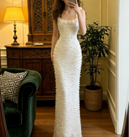 Elegantes elfenbeinfarbenes Meerjungfrauen-Abendkleid mit Spaghettiträgern, eckigem Ausschnitt, 3D-Rosen und Perlen aus Satin, langes Ballkleid P4912