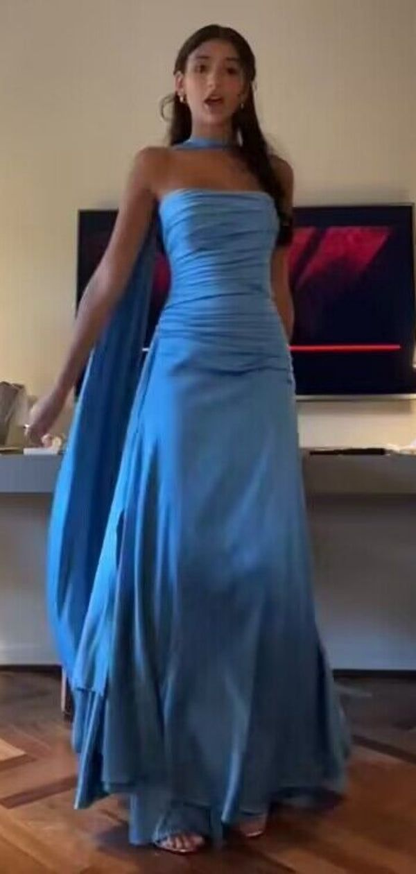 Einfache A-Linien-Spaghettiträger Blaue Satin-Ballkleider Geburtstags-Outfits P2450