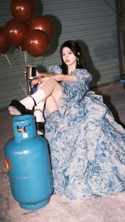 Elegante High-Low-Abendkleider in Blau mit Blumenmuster, lange formelle Kleider P1114