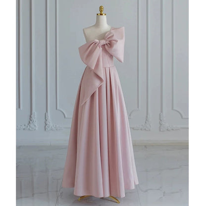 Bescheidene A-Linie Trägerloses Langes Ärmelloses Satin Rosafarbenes Ballkleid P1233