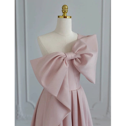 Bescheidene A-Linie Trägerloses Langes Ärmelloses Satin Rosafarbenes Ballkleid P1233