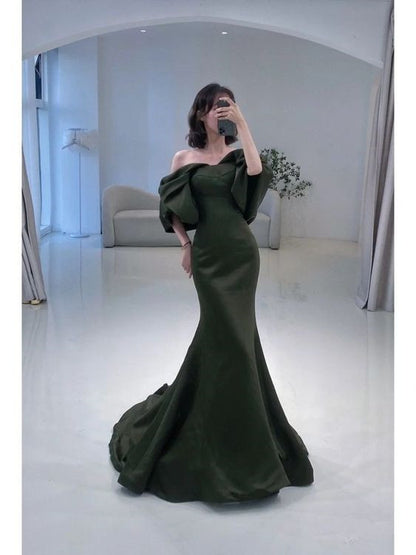 Meerjungfrau Off-Shoulder Dunkelgrünes langes Ballkleid P1268