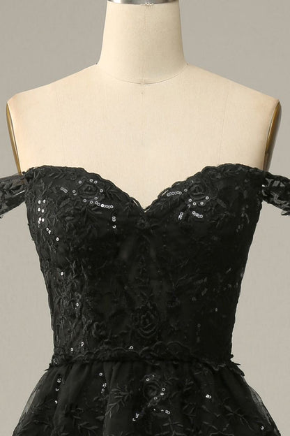 Robe de bal longue en dentelle noire, coupe trapèze, épaules dénudées, avec fente haute P1513