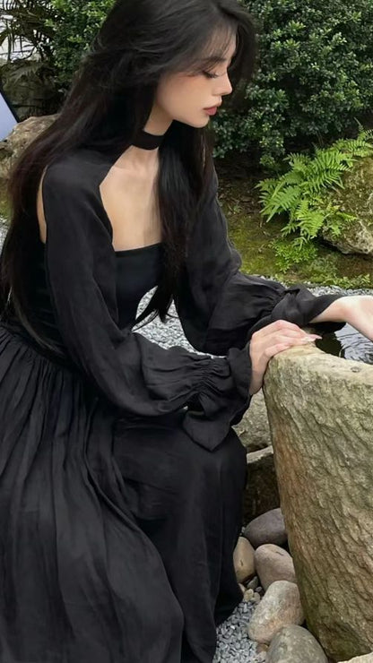 Robe de bal noire vintage coupe trapèze à manches longues P1547