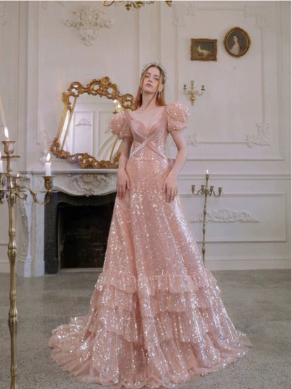 Feenhaftes A-Linien-Abendkleid mit kurzen Ärmeln und Pailletten P1739