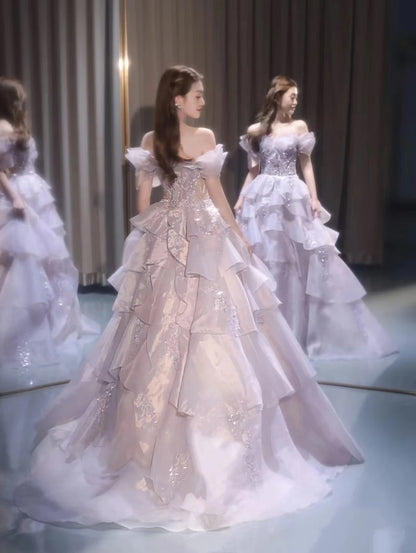 Feenhaftes A-Linien-Abendkleid mit Carmen-Ausschnitt in Lila P2045