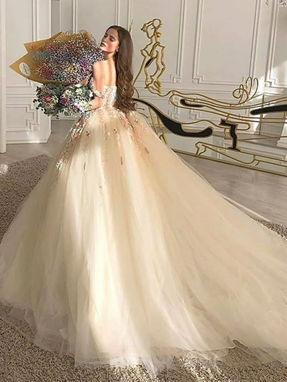 Schulterfreie Champagner-Spitze Blumenmuster Lange Ballkleider Geburtstags-Outfits P2195