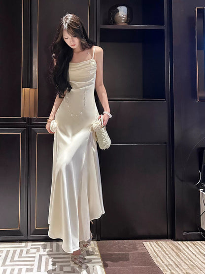 Hübsches Meerjungfrauen-Spaghettiträger-Ballkleid aus weißem Satin, lange Abendkleider P2346