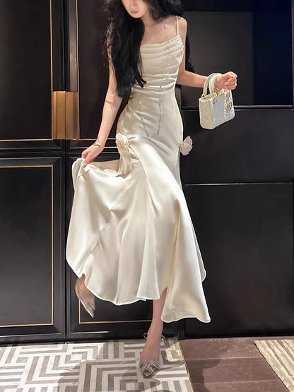 Hübsches Meerjungfrauen-Spaghettiträger-Ballkleid aus weißem Satin, lange Abendkleider P2346