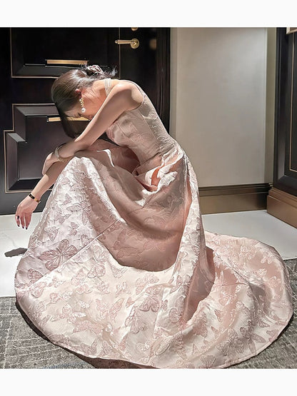 Hübsches A-Linien-Abendkleid aus rosa Spitze und Satin mit Spaghettiträgern P2350