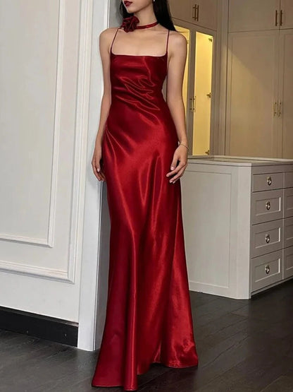 Sexy A-Linien Spaghettiträger Rotes Bodenlanges Rückenloses Ballkleid P2394