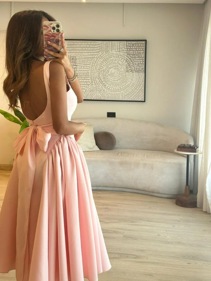 Süßes A-Linien-Träger-Ballkleid aus rosa Satin in Teelänge mit Schleife P2416
