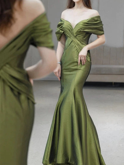 Sexy Meerjungfrau Off-Shoulder Olivgrün Satin Langes Ballkleid Abschlusskleid P2465