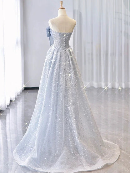 Robes de bal longues en tulle bleu ciel clair sans bretelles trapèze vintage P2467