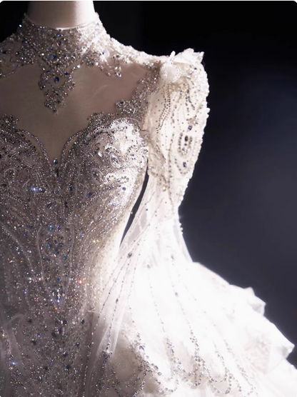 Robe de mariée blanche à manches longues, élégante, luxueuse, de haute qualité, texturée et de style palais P2482