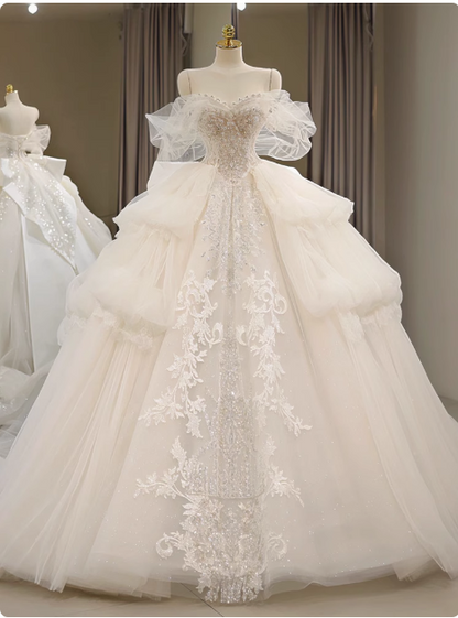 Robe de mariée de princesse décolleté cœur asymétrique en tulle de luxe lourd P2488