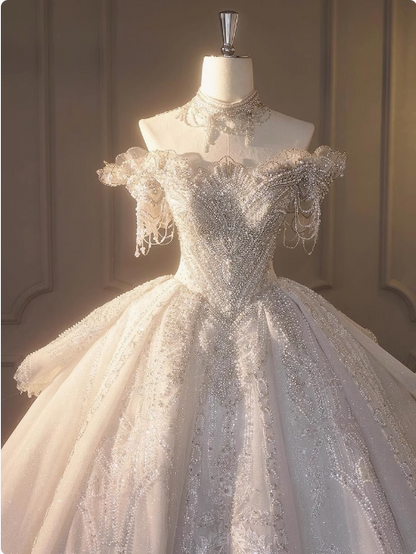 White one-shoulder French beaded light luxury floor-length wedding dress P2493