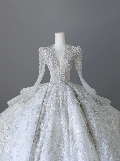 Elegantes Brautkleid P2510 mit V-Ausschnitt, Schwanenhals, langen Ärmeln, aus schwerer Luxusware, bodenlang