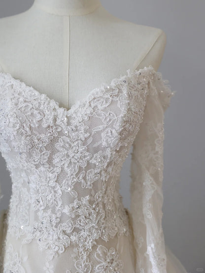Robe de mariée sirène unique en dentelle blanche élégante P2519