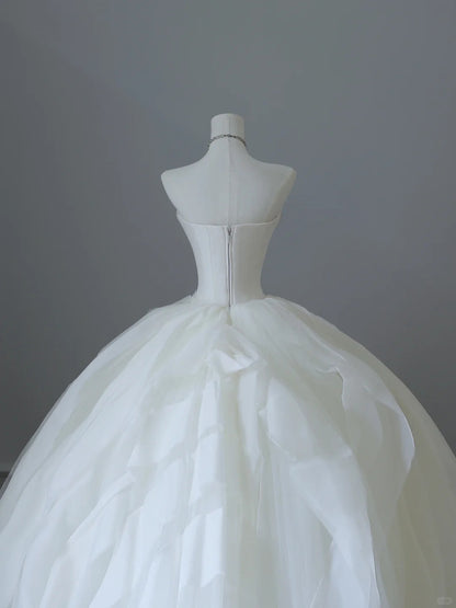 Flowing White Tulle A-Line Floor-Length Wedding Dress P2526 – PreppyDress