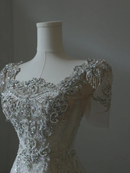 Illusion-Meerjungfrauen-Brautkleid P2542 mit quadratischem Ausschnitt, glänzend und perlenbestickt