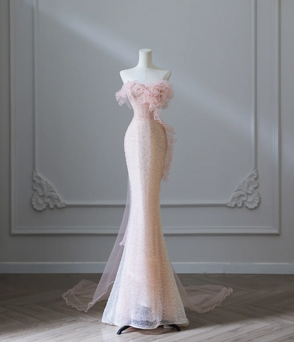 Elegantes pinkfarbenes Meerjungfrauen-Abendkleid mit einer Schulter und Perlen P2549
