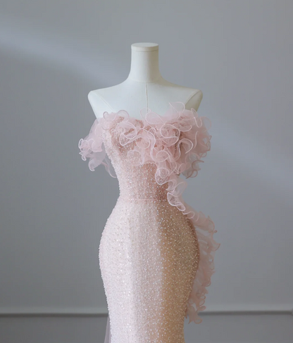 Elegantes pinkfarbenes Meerjungfrauen-Abendkleid mit einer Schulter und Perlen P2549