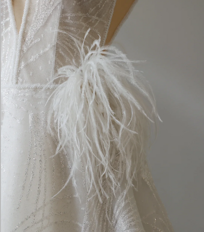 Elegantes ärmelloses Tüll-A-Linien-Brautkleid mit Rundhalsausschnitt P2561