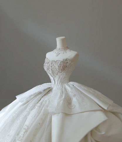 Französisches Hof Retro Luxus Tube Top glänzendes Tüll bodenlanges Hochzeitskleid P2578
