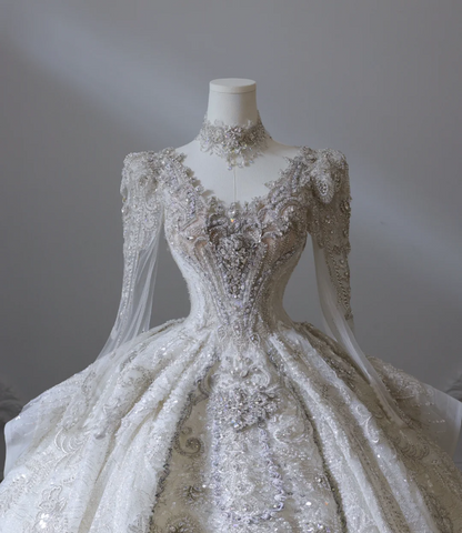 Luxuriöses, perlenbesetztes, langärmeliges, funkelndes Retro-Brautkleid im Palaststil, bodenlang P2581