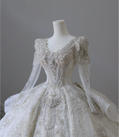 Luxuriöses, perlenbesetztes, langärmeliges, funkelndes Retro-Brautkleid im Palaststil, bodenlang P2581
