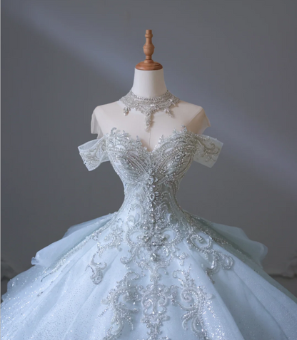 Robe de mariée longue en tulle, bleu rêveur, à épaules dénudées, à paillettes brillantes et strass P2588