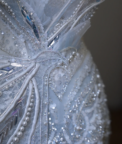 Robe de mariée sirène en tulle bleu luxe à sequins et perles avec traîne P2592