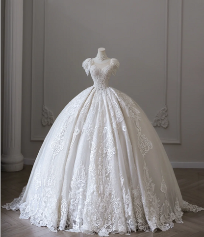 Royal French Round Neck Besticktes Prinzessin Bodenlanges Hochzeitskleid P2595
