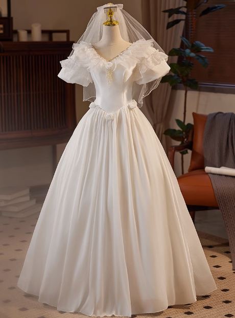 Vintage Satin V-Neck Short Sleeve Lace A-Line Wedding Dress P2619