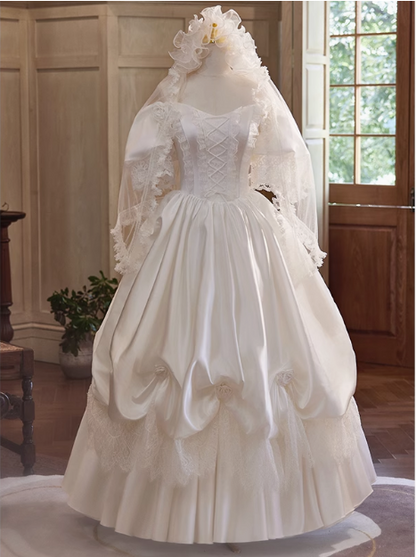 Französisches Retro-Palast-Hochzeitskleid P2621 aus Satin mit Spitze und Off-Shoulder