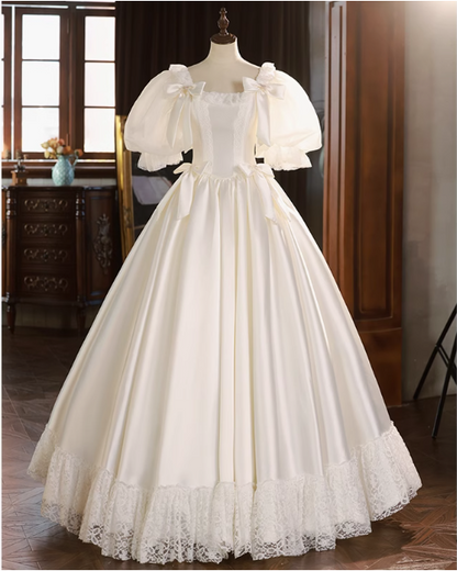Französische Prinzessin Puffärmel Satin Spitze Tutu Hochzeitskleid P2626